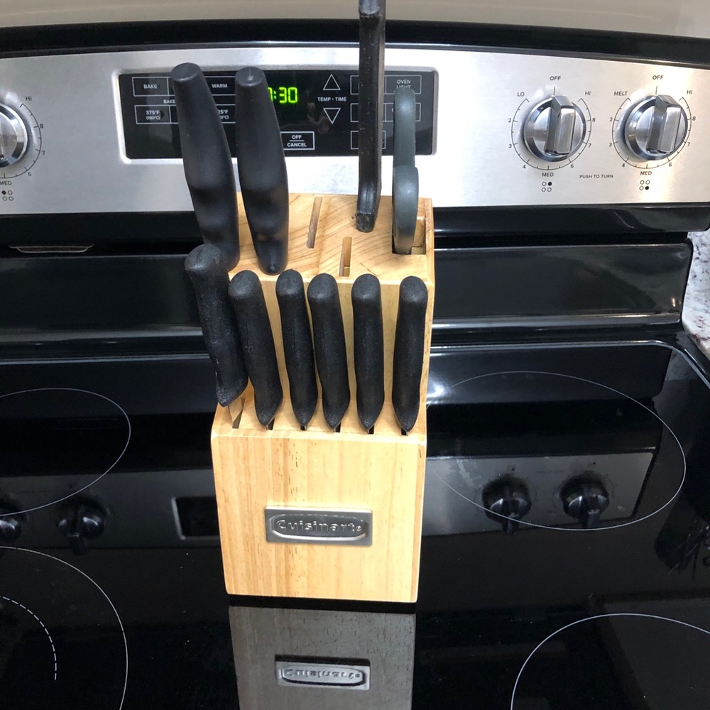 Cuisinart knife Block and knives